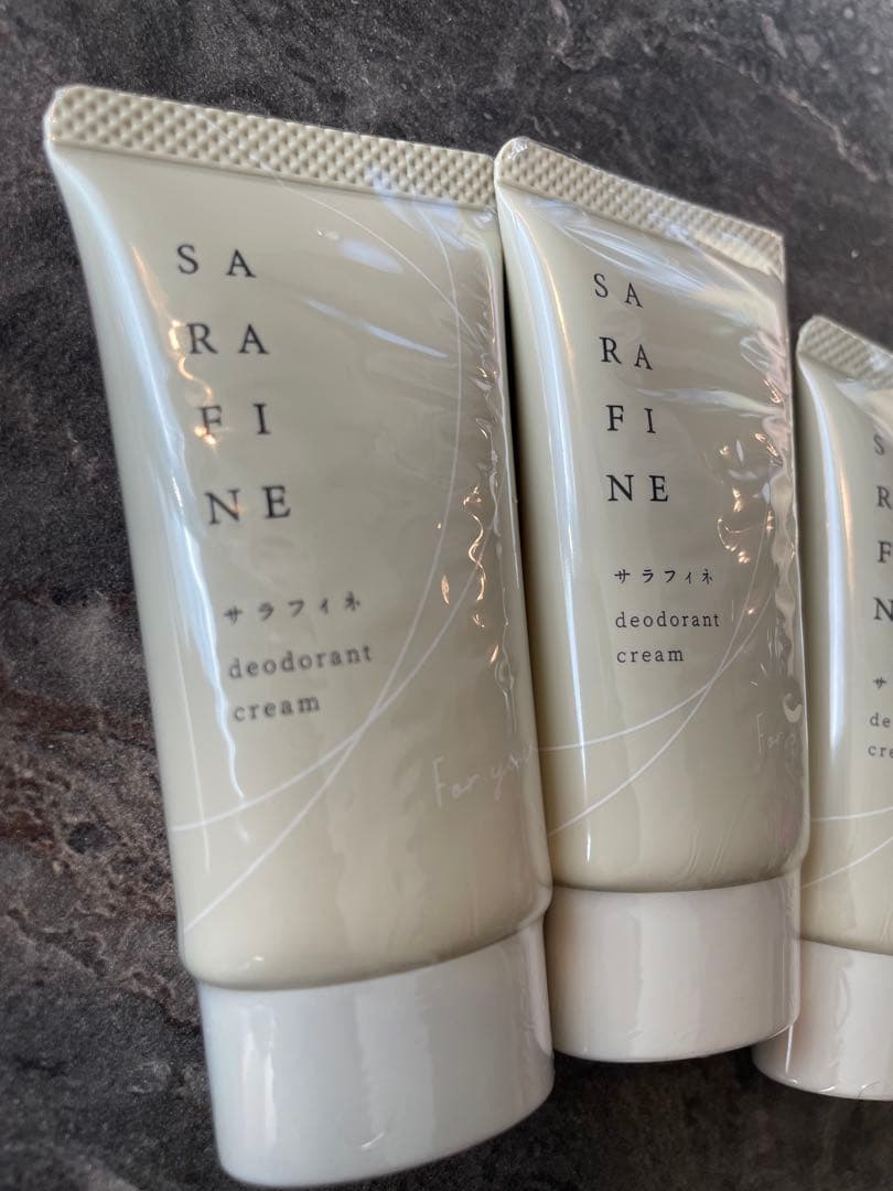 SARAFINEデオドラントクリーム新品