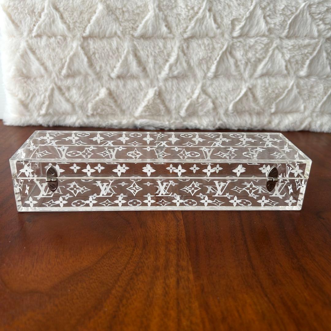 ルイヴィトン　アクリルケース　アロマキャンドル　モノグラム