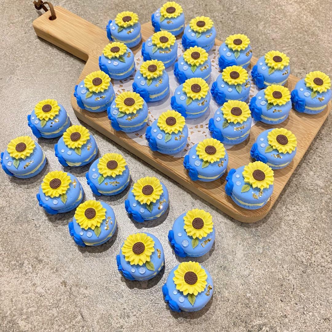 フェイクスイーツ 【七夕三色団子】【夏のひまわりと青リボンマカロン】