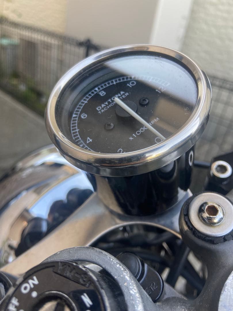 【希少】SR400 デイトナ　ランプ付きツインメーター　タコメーター