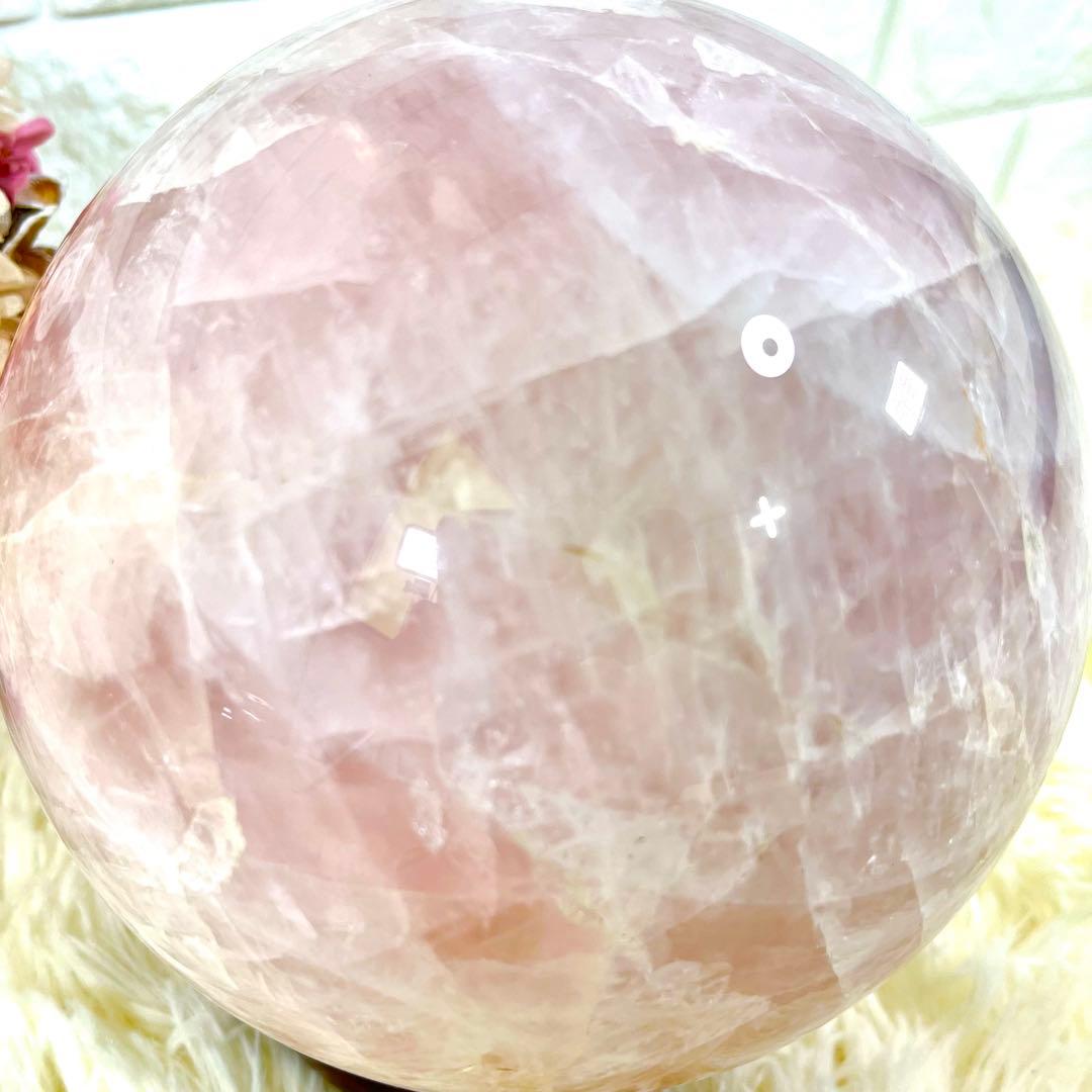 【大玉】ローズクォーツ 球体 6.2kg クラック水晶 スフィア 木製台座付き