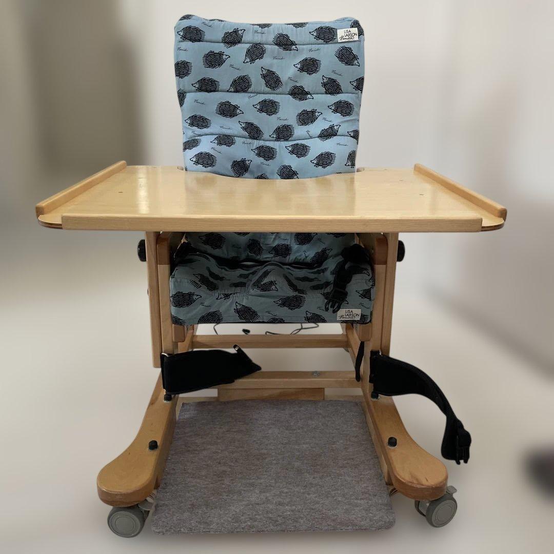 座位保持椅子　障害児用