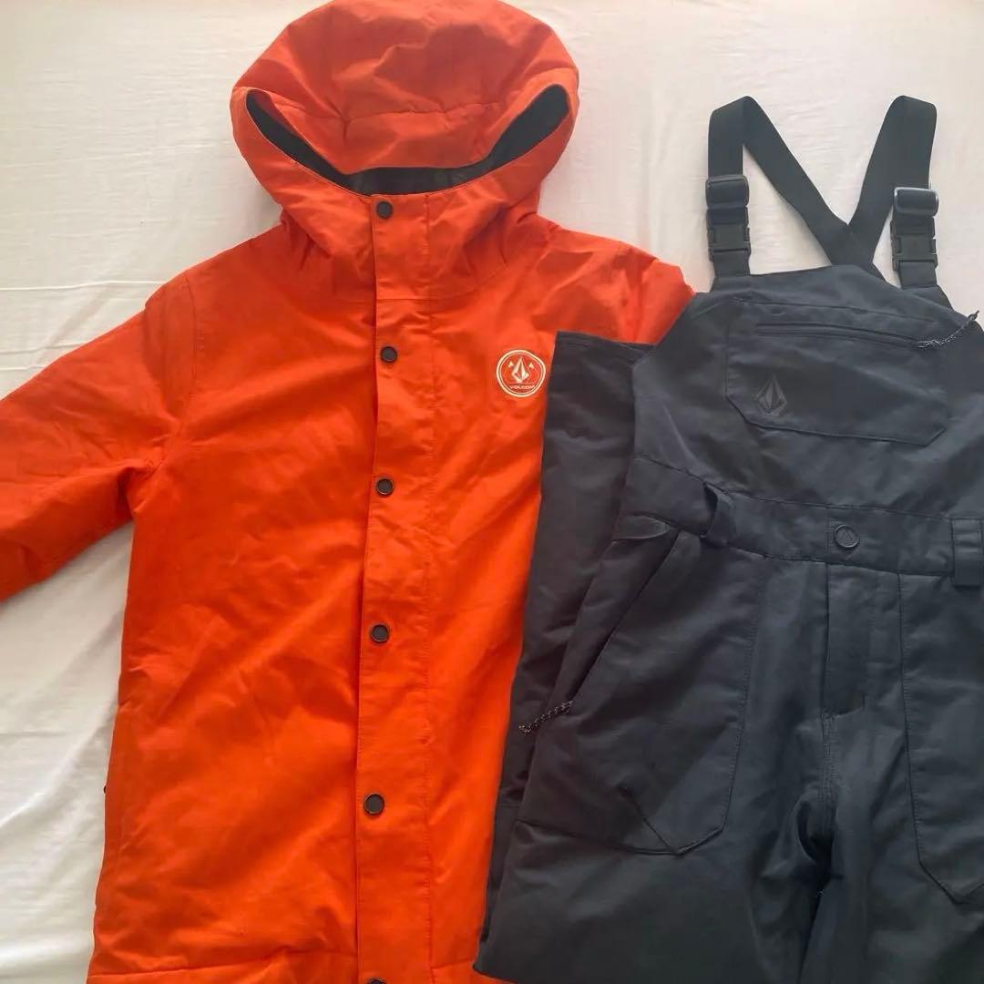 VOLCOM オレンジ スキーウェア 上下セット　Mサイズ　140
