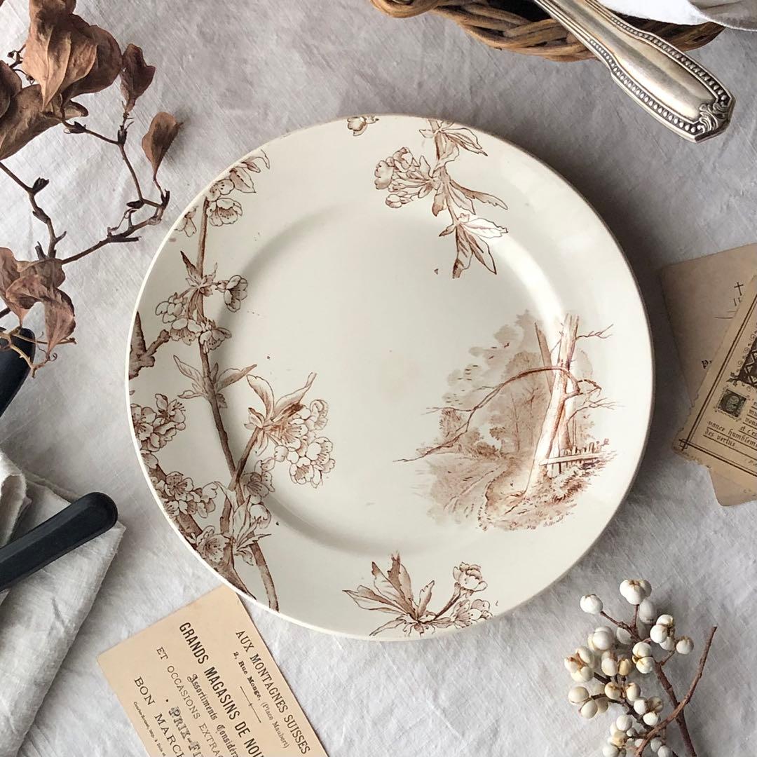 淡く優しいサクラの景色　クレイユモントロー　プレート　フランスアンティーク