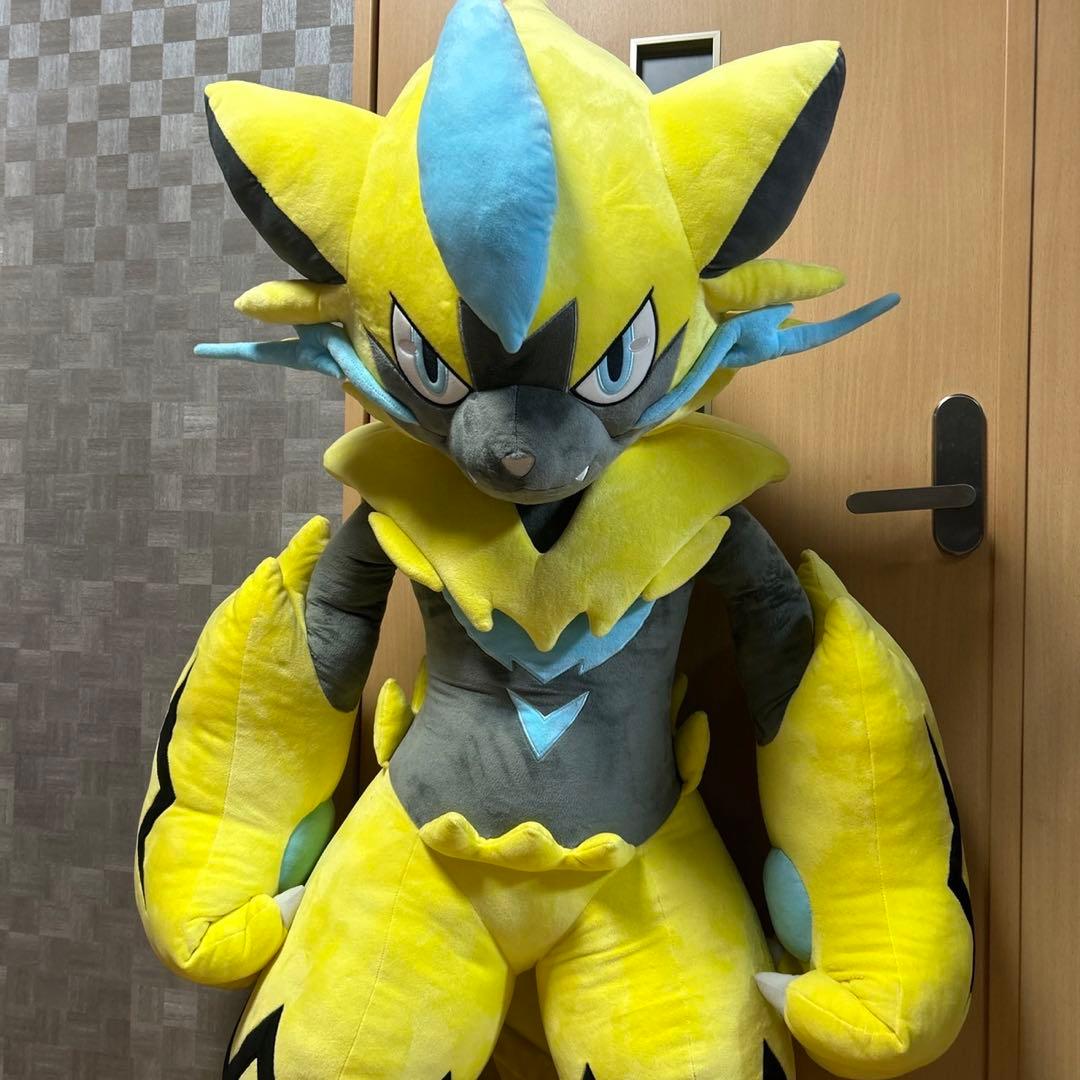 ポケモン　等身大　ゼラオラ　ぬいぐるみ