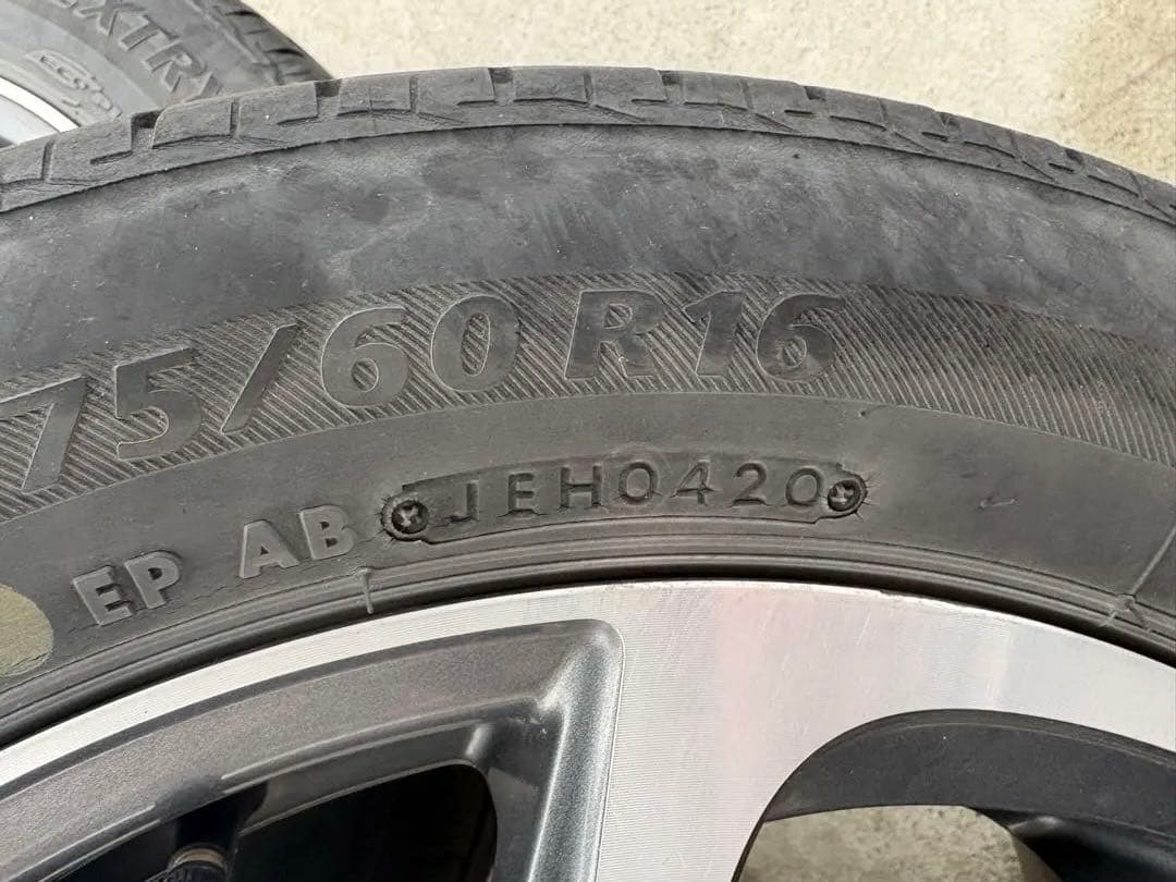 ら*ど様 175/60R16サマータイヤ&トヨタ純正16インチアルミホイール4本