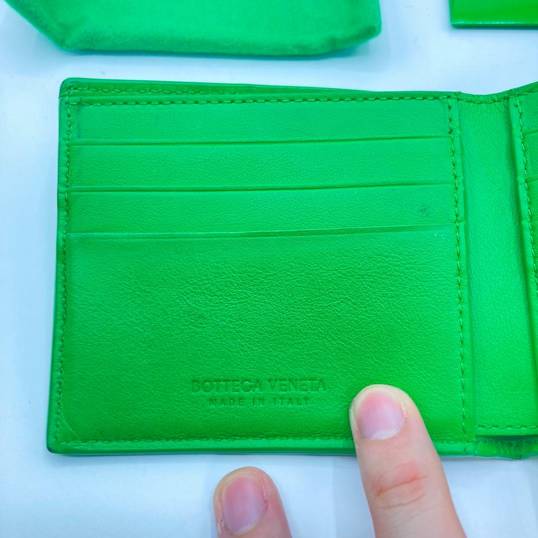 ボッテガヴェネタ カセット パラキートグリーン