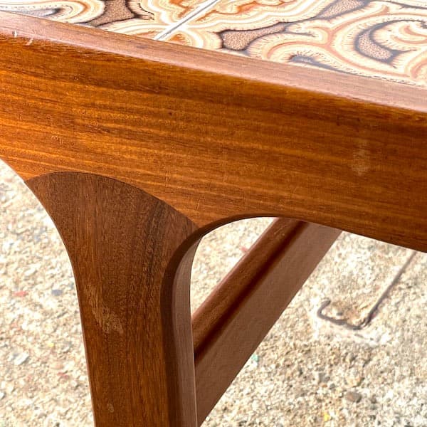 関西限定　送料別　ジープラン　ガラスコーヒーテーブル　タイルトップローテーブル2