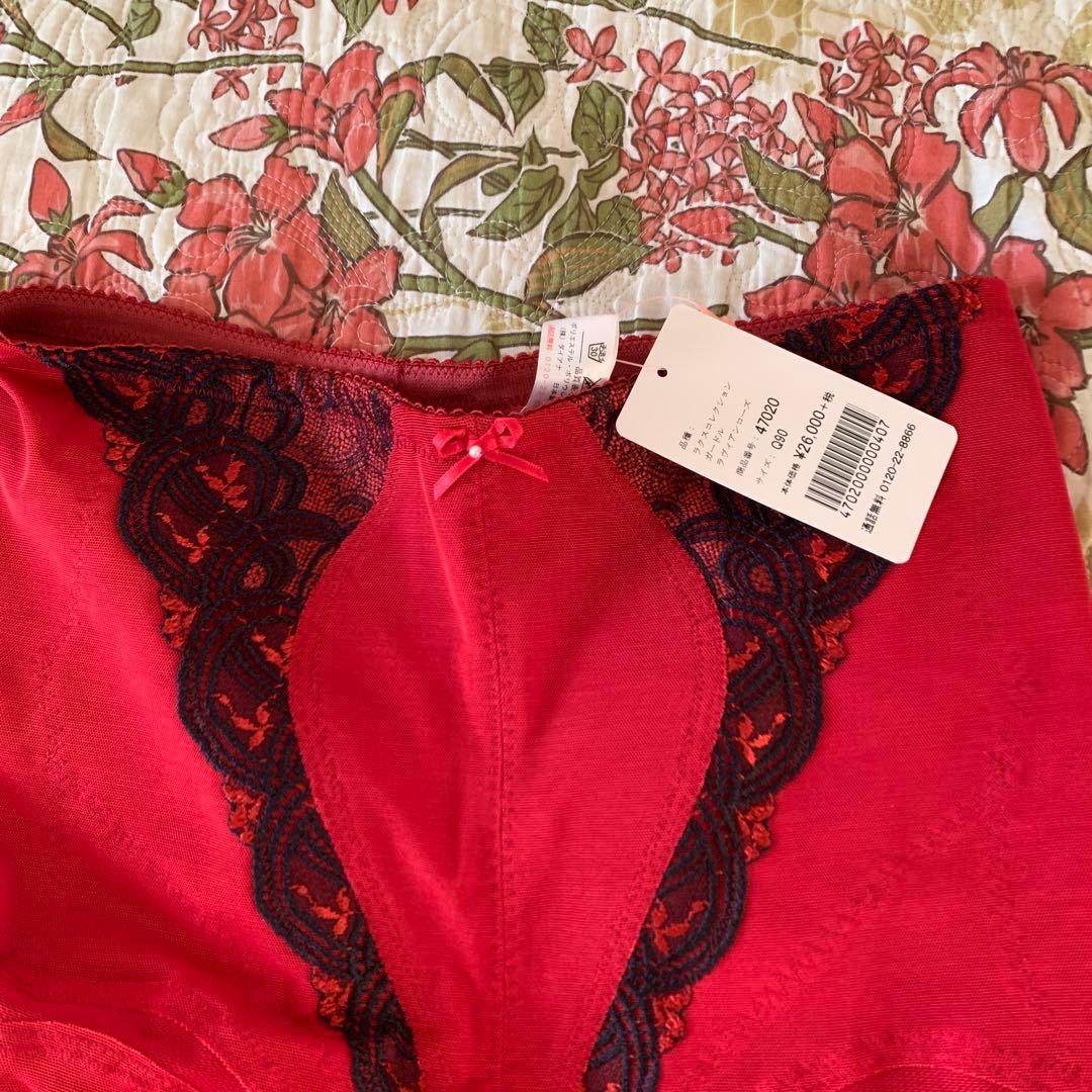 赤と黒のレース ハイウエスト骨盤ガードル