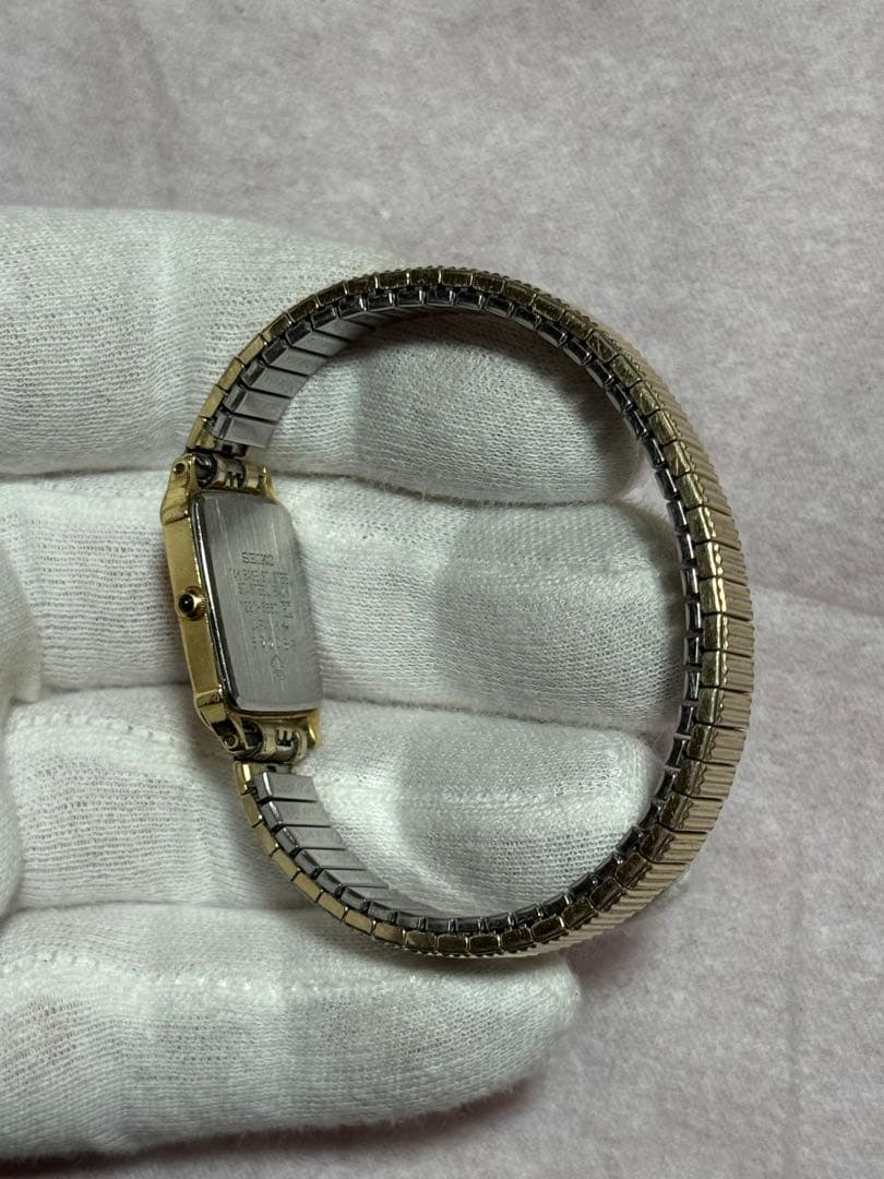 【14K】手巻き時計 ゴールド 長方形ケース