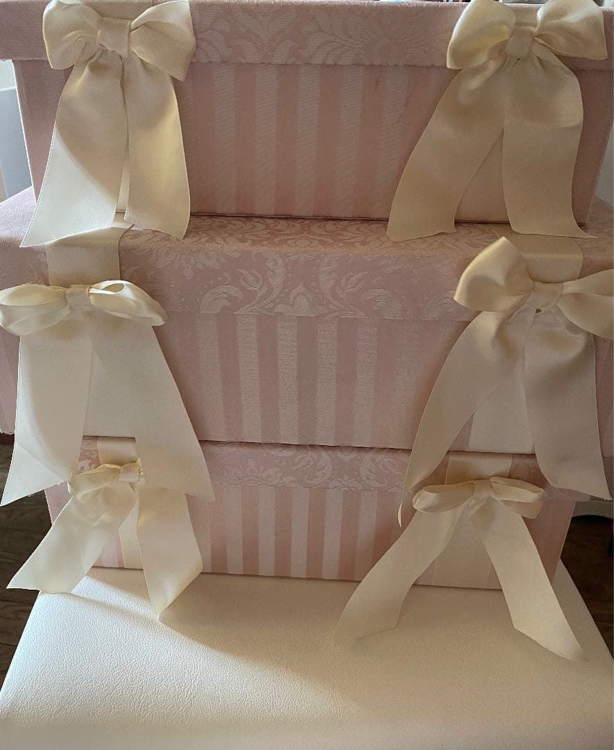 ジェニファーテイラー　リボン　ピンク　3段