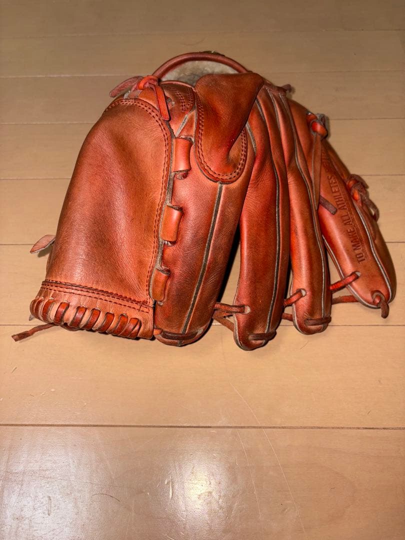 【期間限定価格】アンダーアーマー　硬式グラブ　右投手用