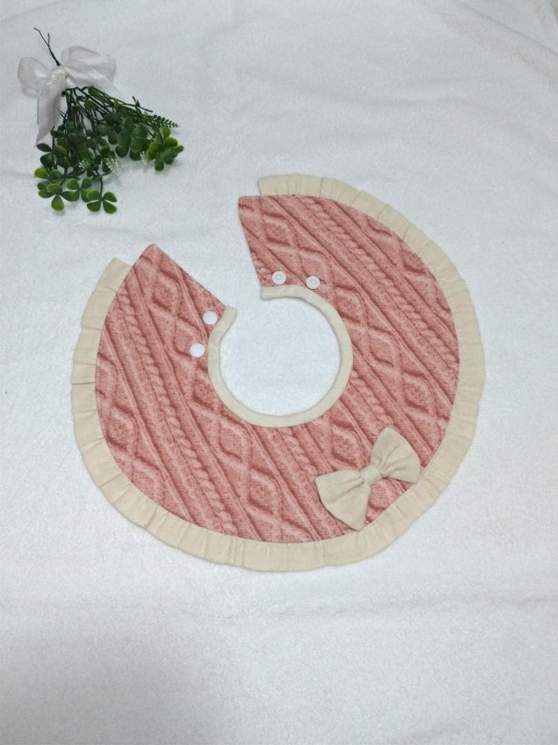 【送料無料】まんまるふりふりスタイ