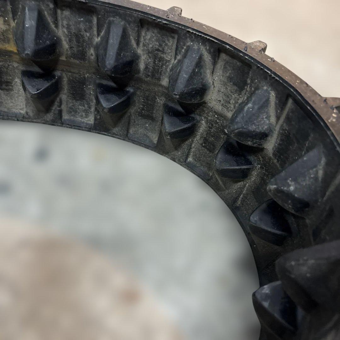 ホンダ除雪機HS970ゴムクローラーOHTSU12-60✖️21 B-122