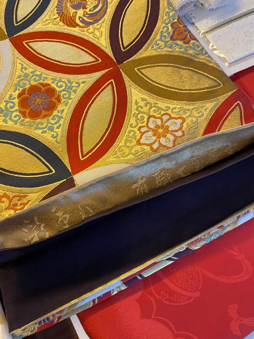 お値下げ！美品　振袖フルセット　人気の黒　手絞り　豪華刺繍　逸品