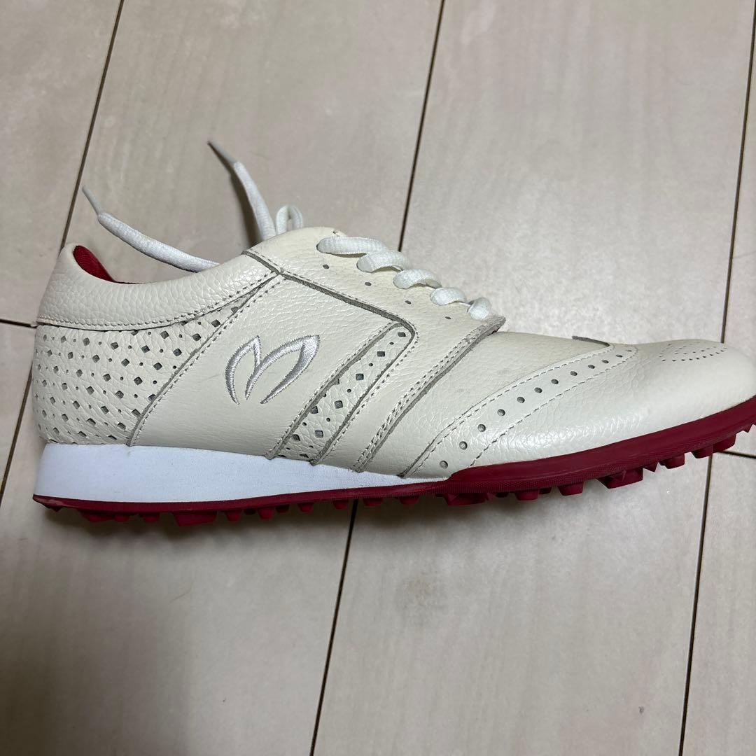 【新品未使用】MASTER BUNNY EDITION ゴルフシューズ(女性用)