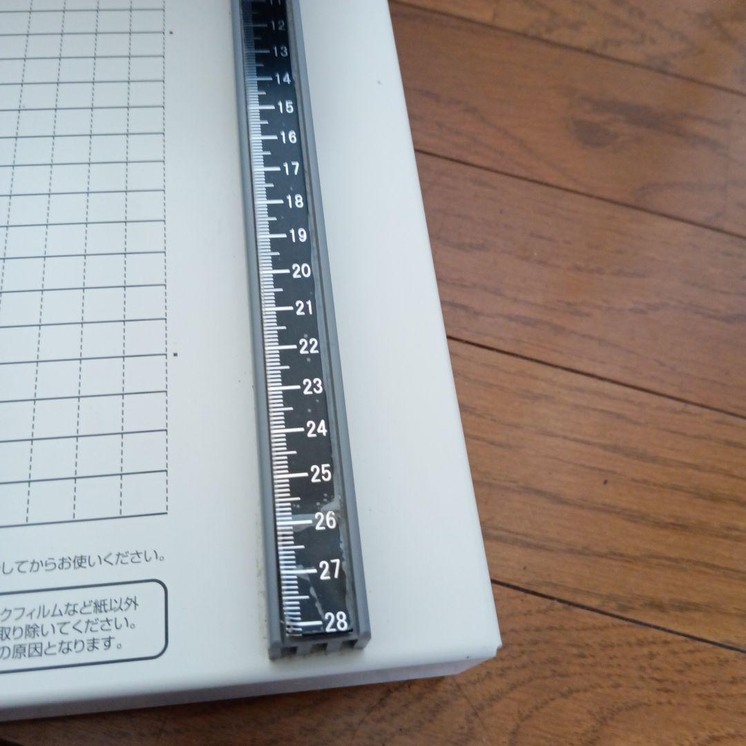 【送料無料】PLUS　裁断機　PK-513LN-A