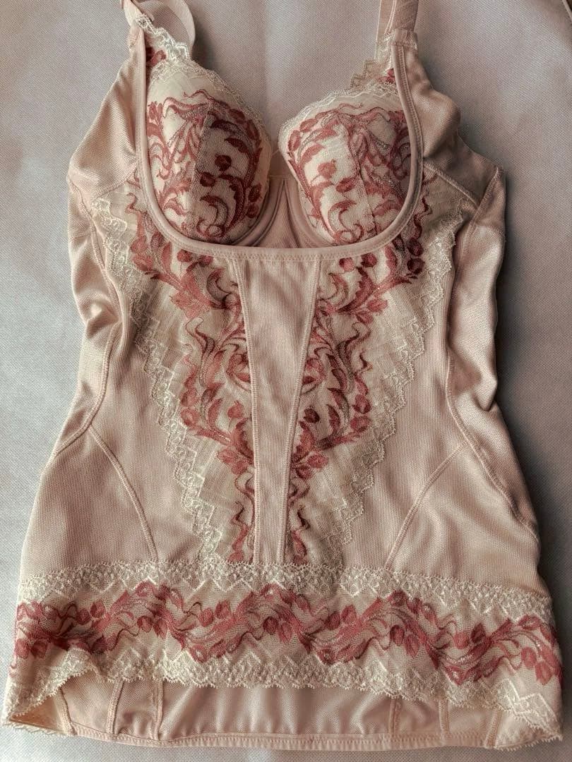 マルコ　リベルディーニュ　ピンク　ボディシェーパー C80 LL