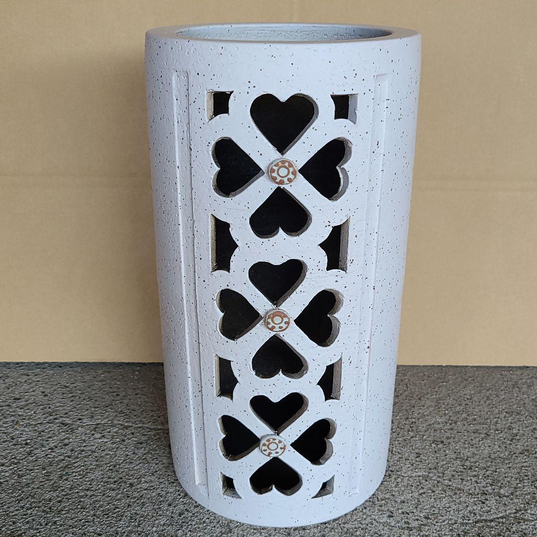 信楽焼傘立て 花柄透かし 高さ４４cm