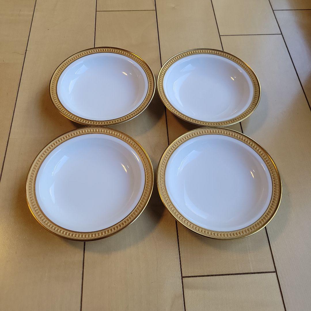 大倉陶園❻　クラウンエンボス　フルーツ皿4枚