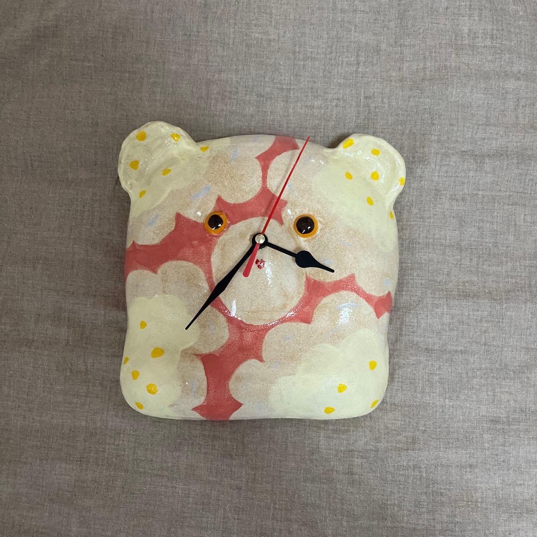 クマの顔型陶器時計