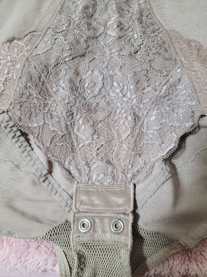 美品　LaLa　Grant 補正下着　ボディースーツ
