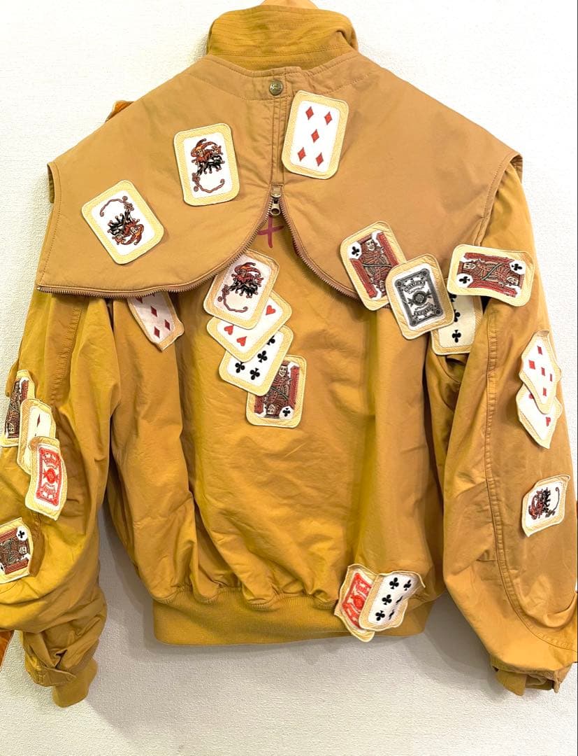 だ*ぎ様 カールヘルム　トランプ　SHOWジャンパー　キイロ　Lサイズ　ブルゾン