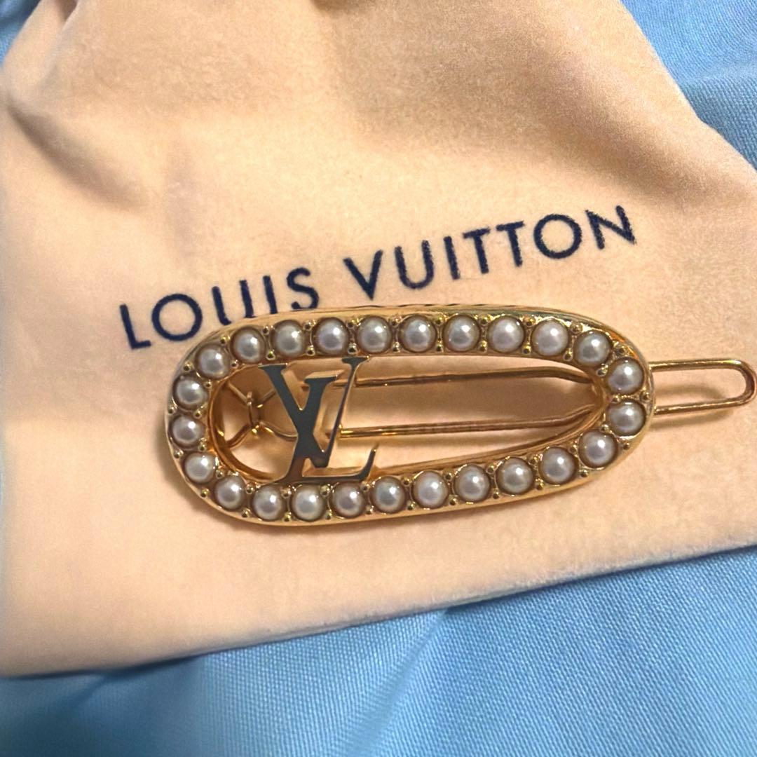 ♡andGIRL♡ ルイヴィトン ヘアクリップ・バレッタ パール