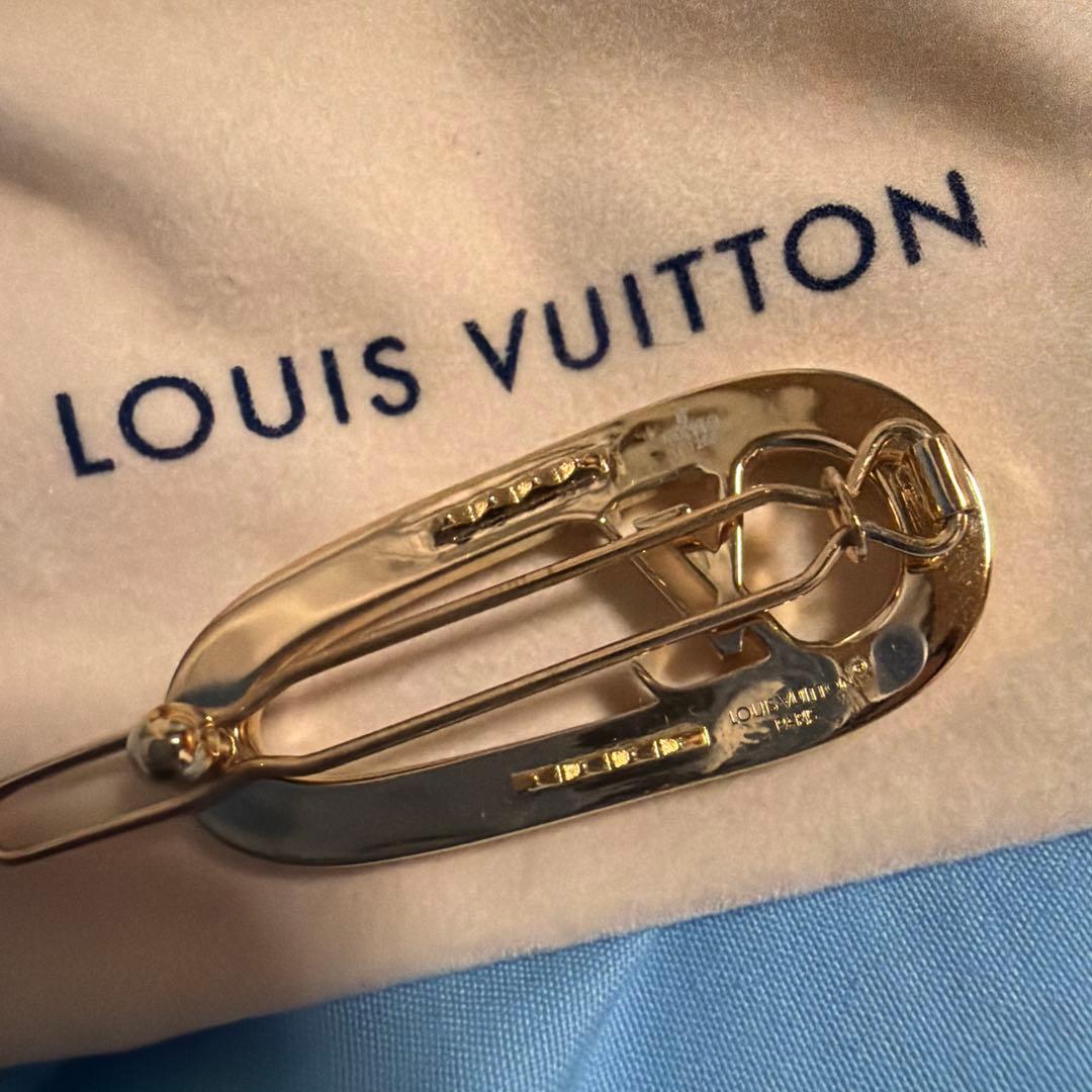 ♡andGIRL♡ ルイヴィトン ヘアクリップ・バレッタ パール