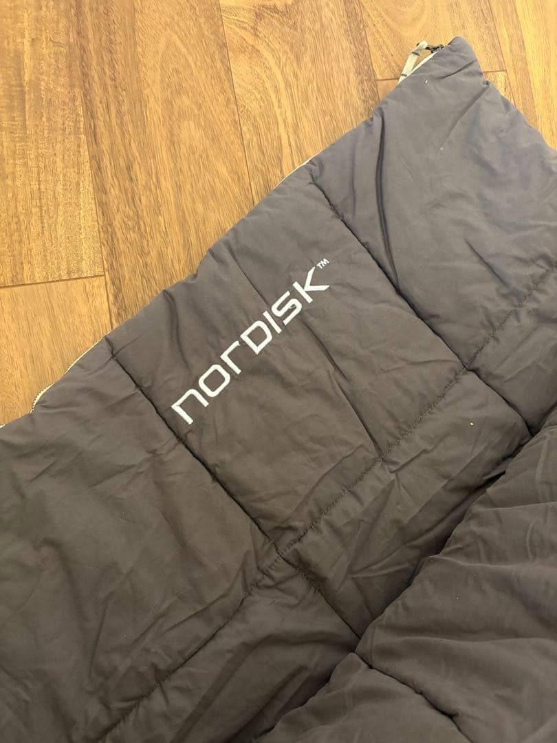 ノルディスク　寝袋　シュラフ