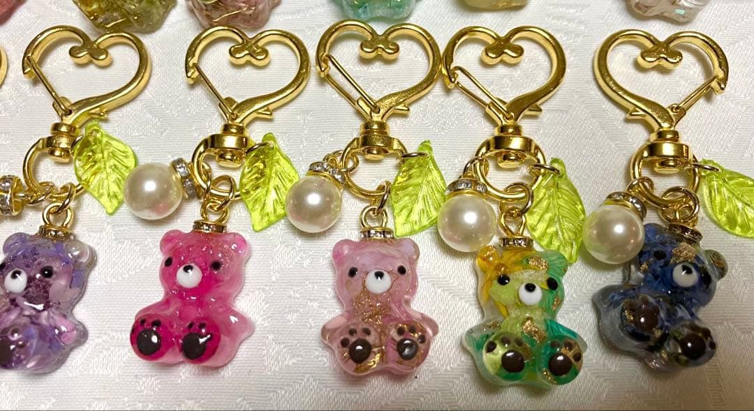 お花のクマちゃんキーホルダー♪