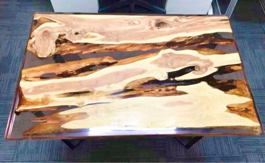 【一点限り】レジンテーブル ハンドメイド カイヅカイブキ 一点物