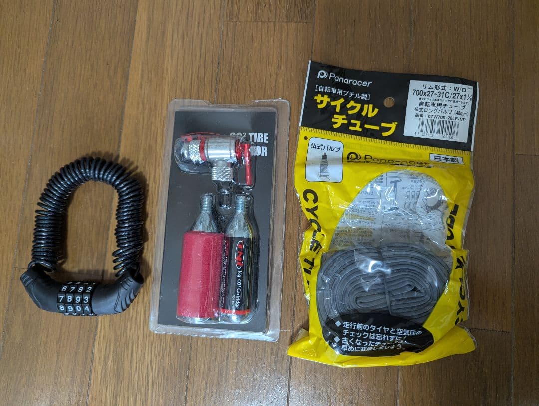 ぴ*ん様 カノーバー クロノス　CAC-028　700✕28C シマノ21段変速