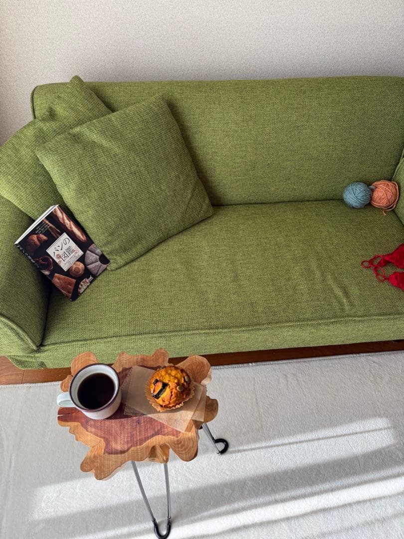 ミニ　コーヒーテーブル　サイドテーブル　切り株　K002