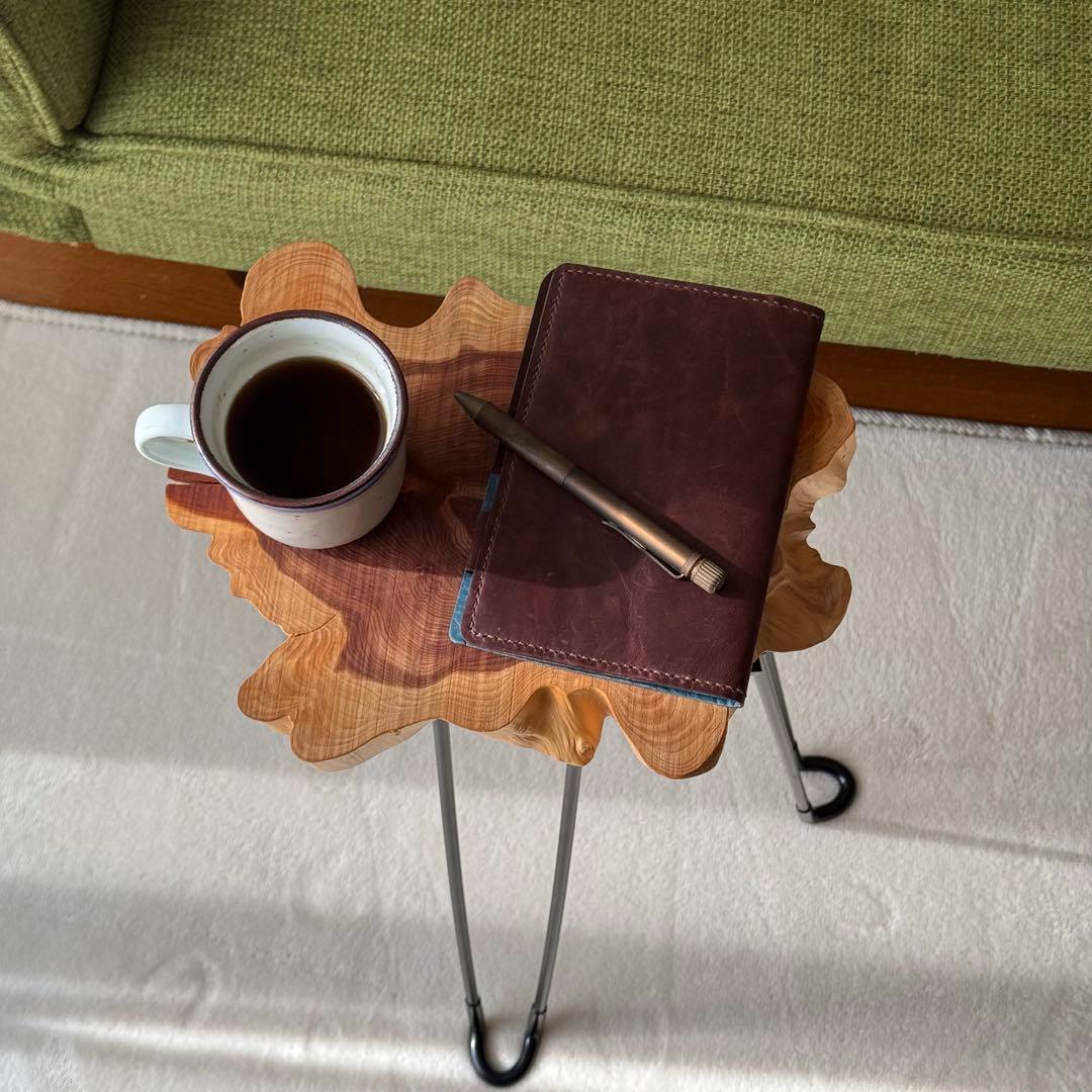 ミニ　コーヒーテーブル　サイドテーブル　切り株　K002