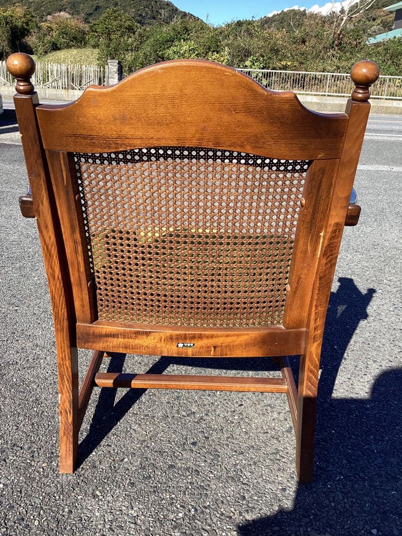 千葉県鴨川発　①オールドカリモク　Karimoku　チェア　肘掛け付き