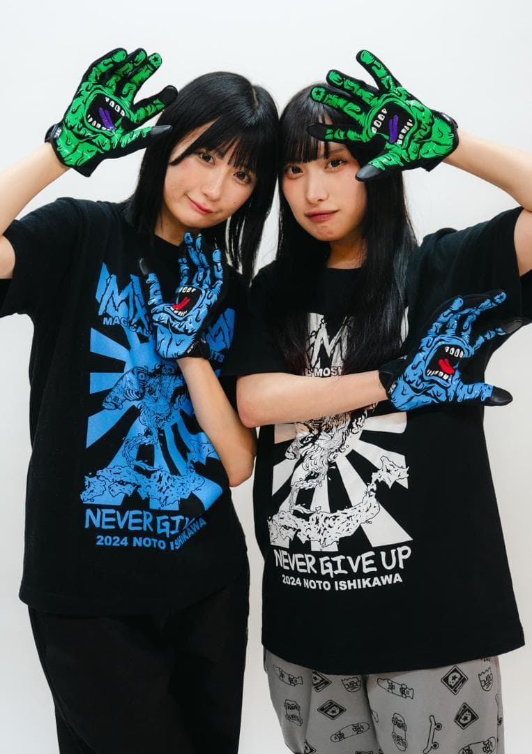 専用　新品　サンタクルーズ x MxMxM スクリーミングハンドグローブ　黒緑