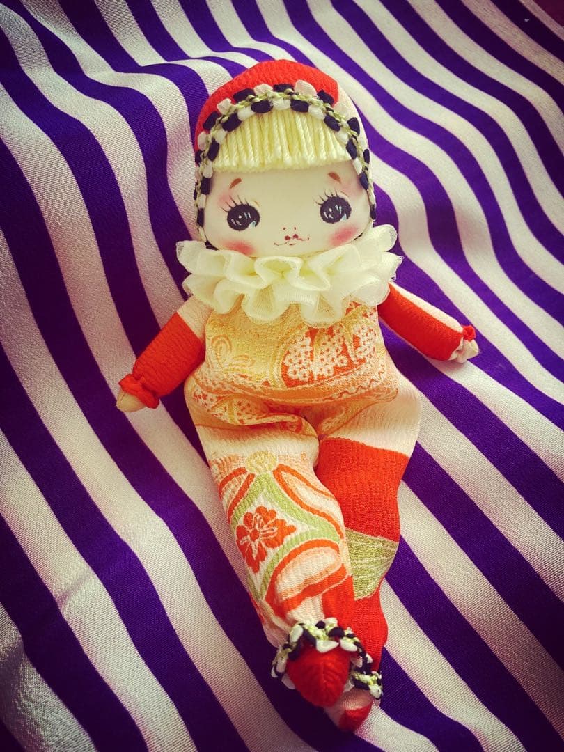 ももです。つきもとつきこの文化人形