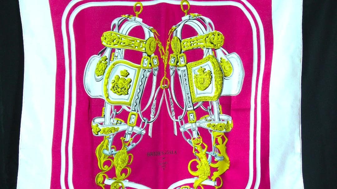 HERMES エルメス　大判スカーフ　カレ90　 D441