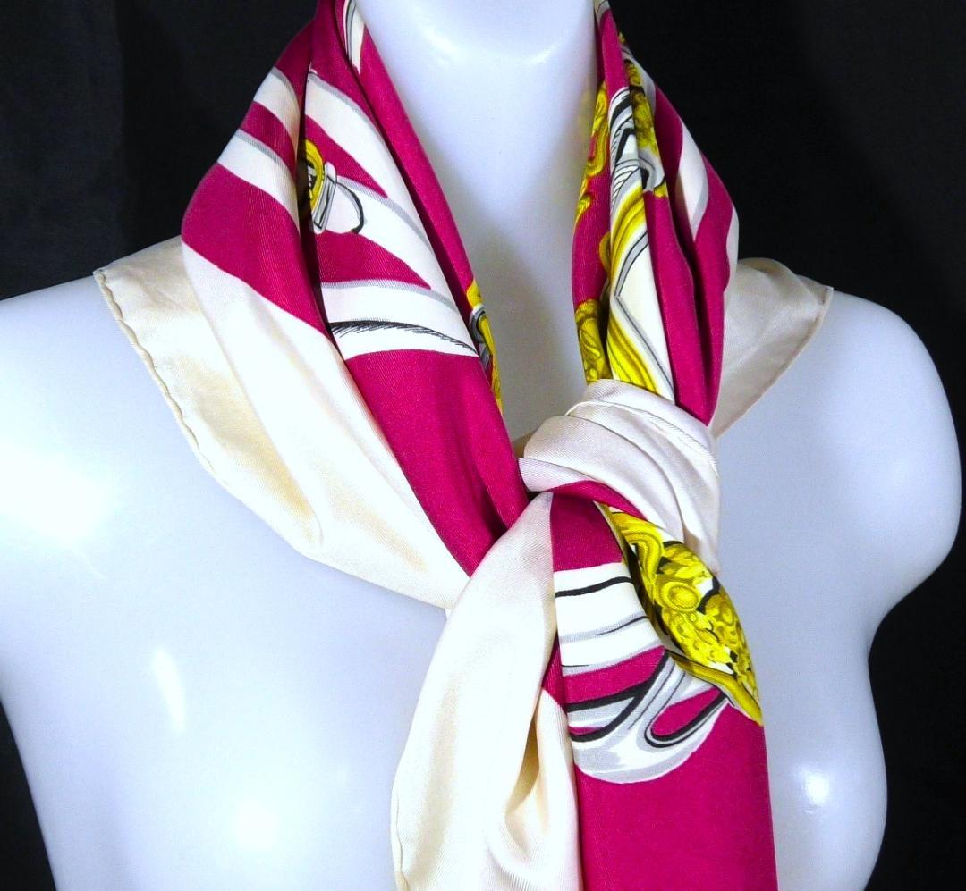 HERMES エルメス　大判スカーフ　カレ90　 D441