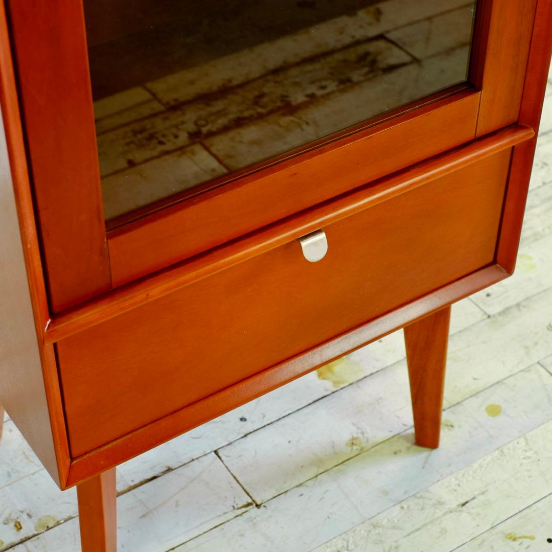 B 新品 北欧 キャビネット 飾り棚 リビング収納 ガラス 本棚 サイドボード