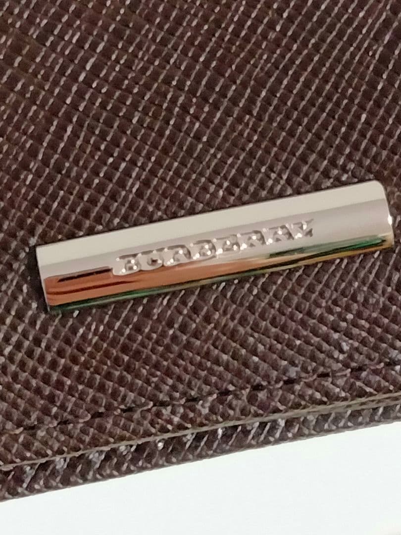 【美品】バーバリーノバチェック　折財布　大容量　ブラウン　レザー
