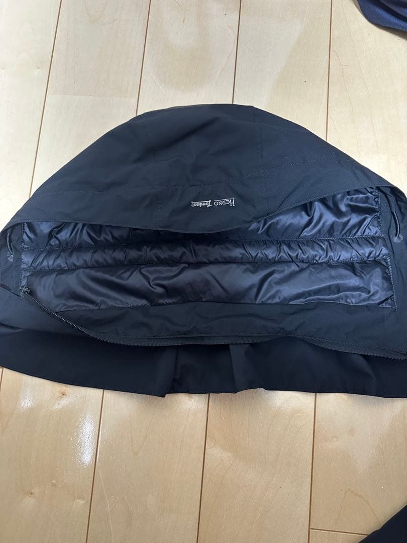 HERNO ヘルノ　ブラック トレンチコート 裏地ダウン素材　メンズ　サイズ44