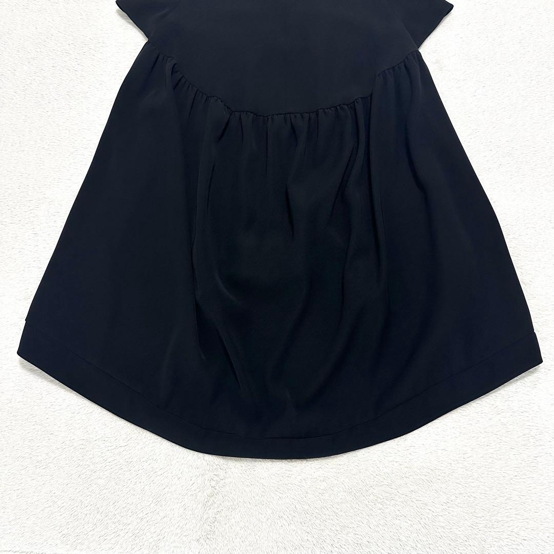 美品 YOKOCHAN ハーフスリーブヘムフレアブラウス 36 ブラック