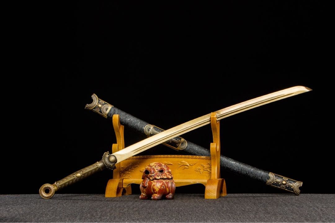 聖金繍 刀装具 日本刀 武具 鑑賞刀 居合刀 模造刀 舞踊刀