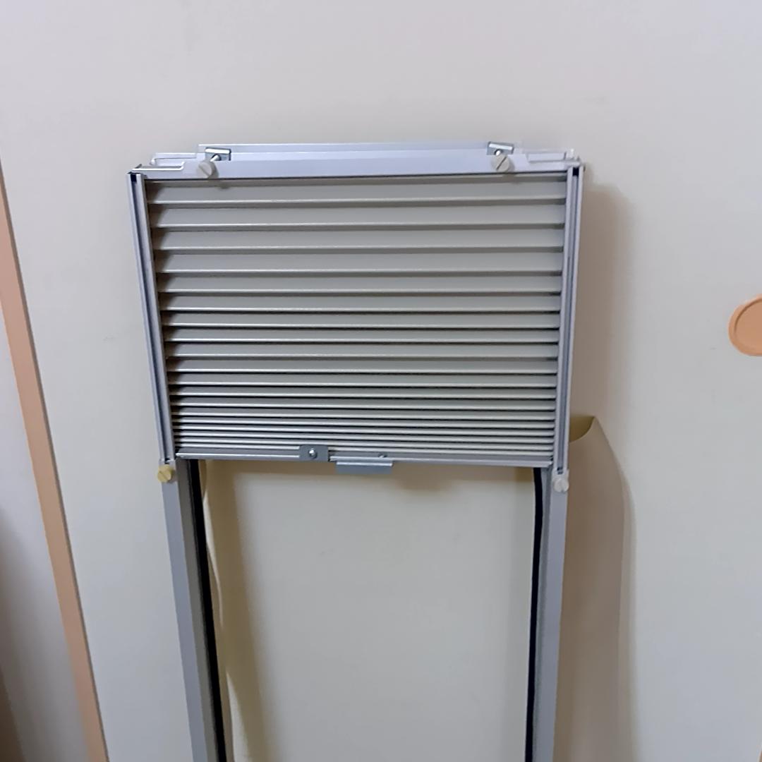 ハイアール　ウインドエアコン　窓用エアコン　JA-16R　窓枠・リモコン付属