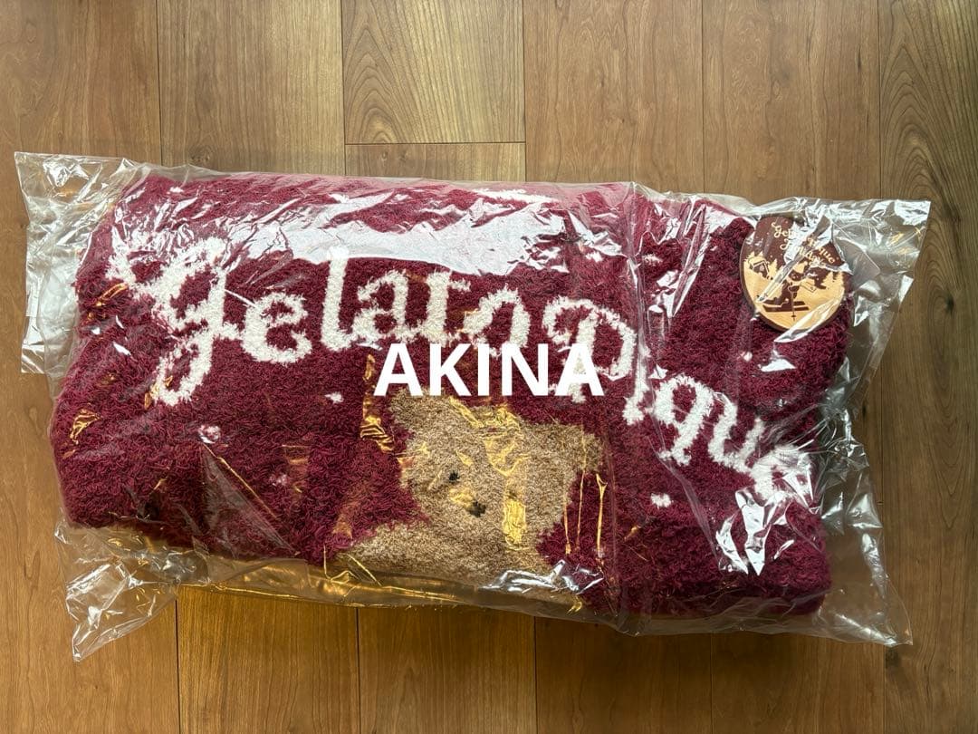 【HOLIDAY】スノーベア ジャガード トップス赤 新品未使用 ジェラートピケ