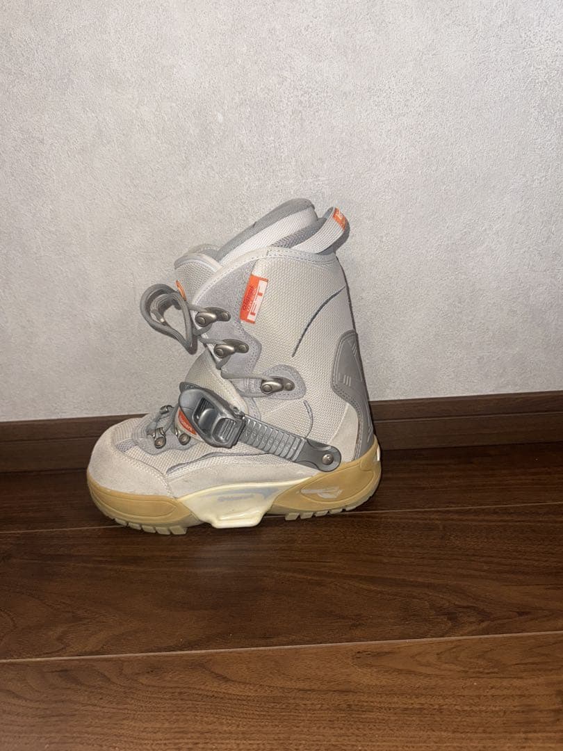 スノーボード3点セット NAKED ステップイン ブーツkissmark