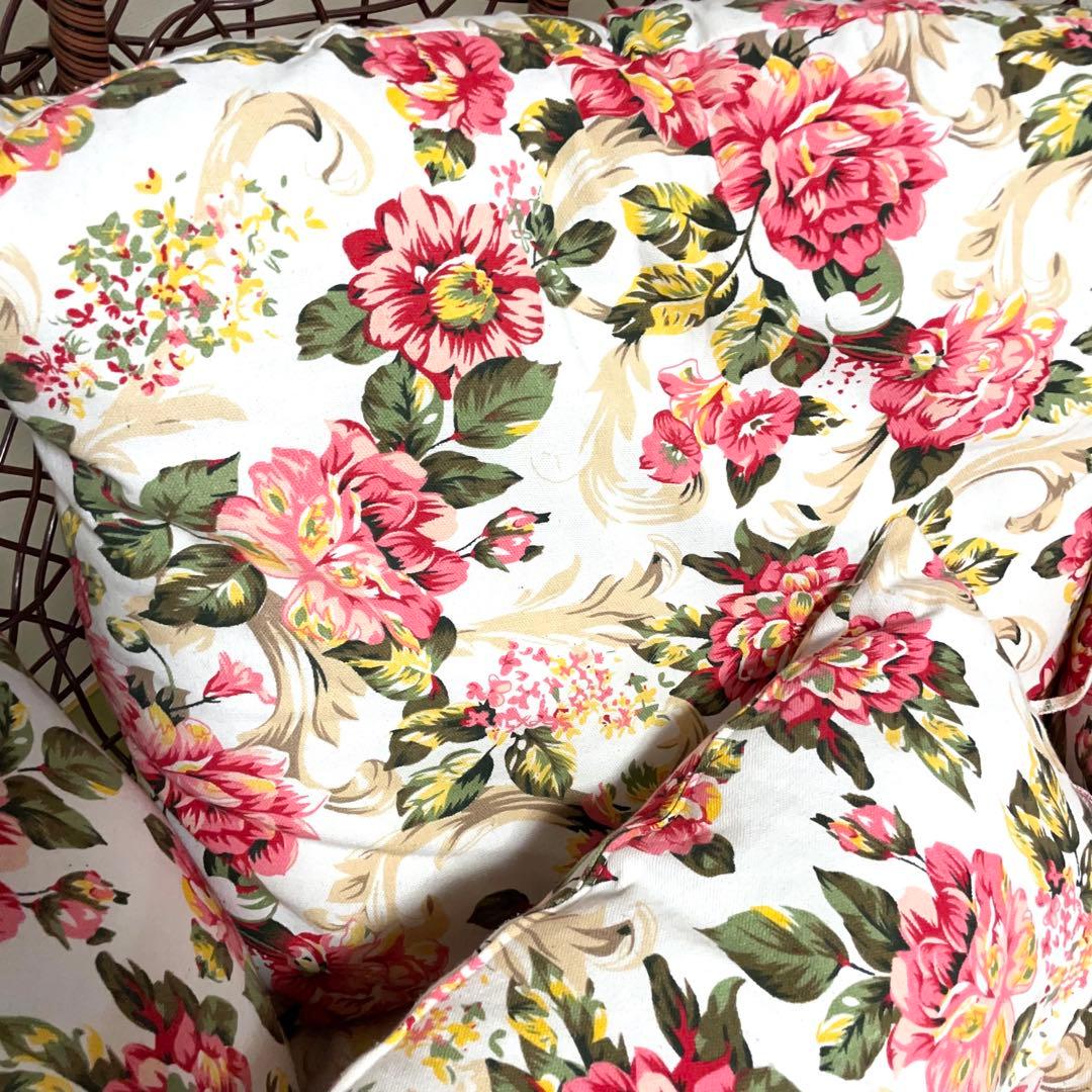 ◆【直接受渡し限定】ハンギングチェア 花柄クッション付き ブラウン