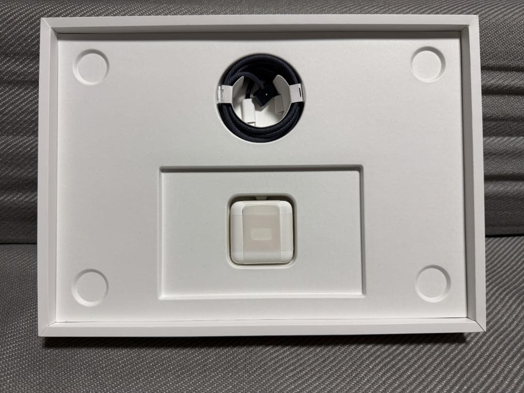 MacBookAir 2022 13インチ M2 24GB 512GB